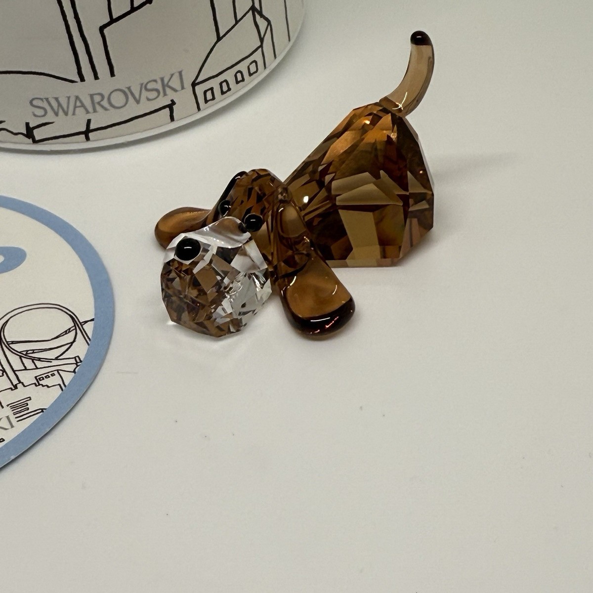 Buy Peppino a Basset Hound from the Swarovski Lovlots 
