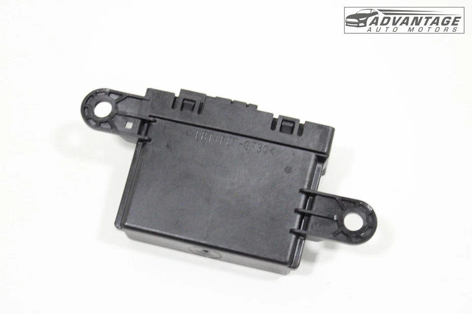 Unidad de módulo de control de asistencia de estacionamiento Cadillac CTS 2017-2019 84172654 OEM Foto 4 de 4