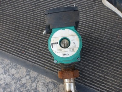 WILO Top S 30/4 Umwälz- Heizungspumpe Pumpe 2044011 / 10W 3'6