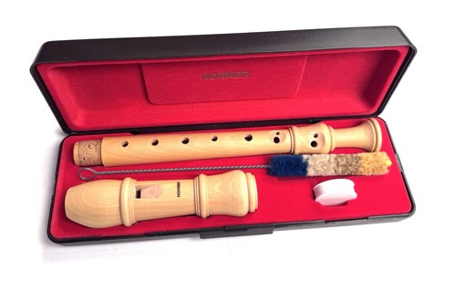 HOHNER 9544 Luxury Maple Professional 2 piece Soprano Recorder with case! - Picture 2 of 8