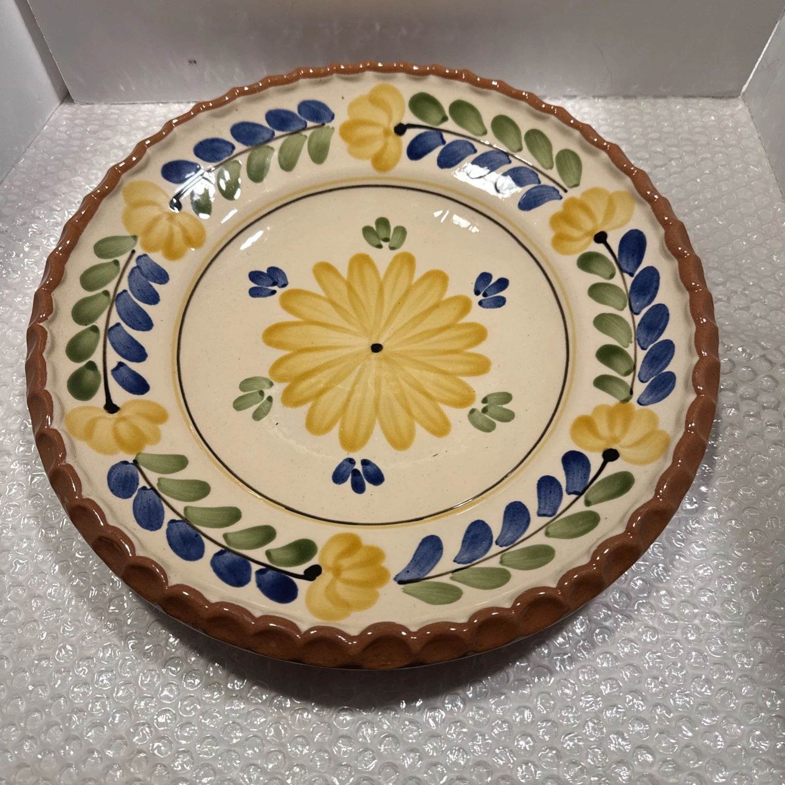 ELEGANT 12" Redware Deep Dish Pie Plate Flowers Floral VINTAGE with cord hanger