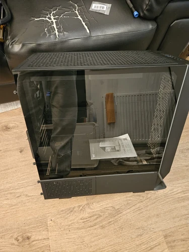 Thermaltake Ceres 300 TG ARGB Mid Tower Case - Black