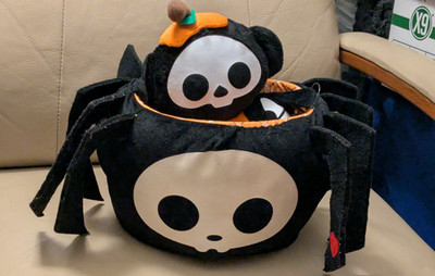 Skelanimals 2009 Easter Basket RARE GLOW Plus Halloween Pumpkin MARCY The Monkey