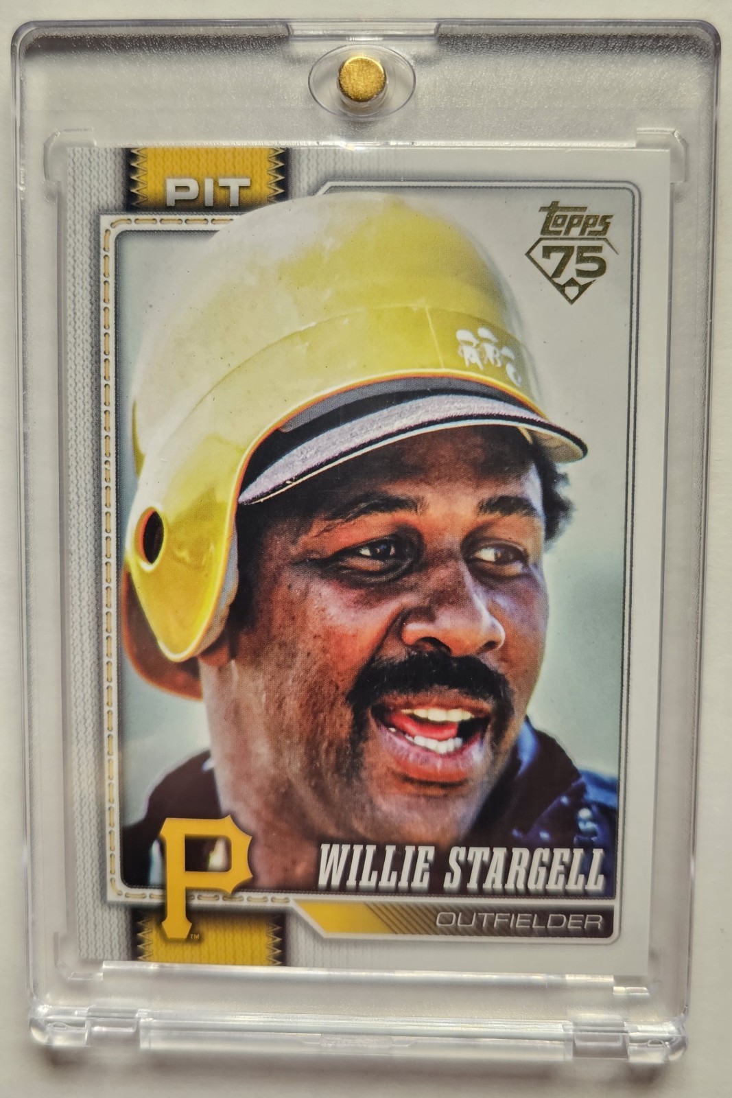 Willie Stargell 2026 Topps Golden Mirror Lengend Variation #246