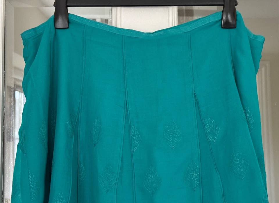 FAB MONSOON TEAL EMBROIDERED & LINED COTTON SKIRT - SIZE 22!! - Image 2 of 4