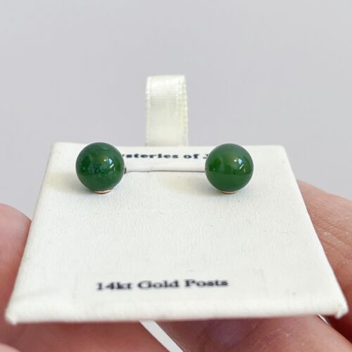 14Kt Gold Green Jade Round Ball Stud Earrings 7.8mm