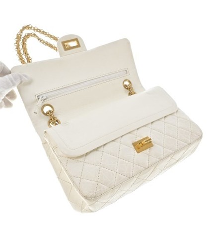 CHANEL Matelasse 2.55 Chain Shoulder Bags Leather White CC Logo 2200544076051 - Picture 5 of 14