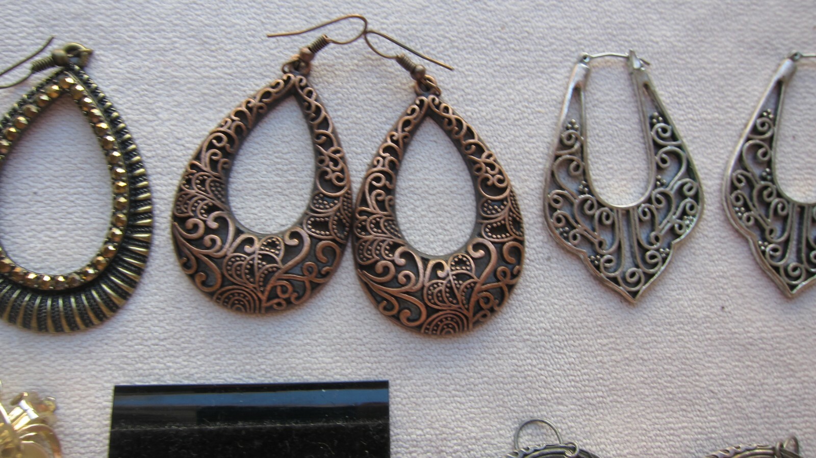 Large Lot of Used Costume Jewelry Earrings GC eBay