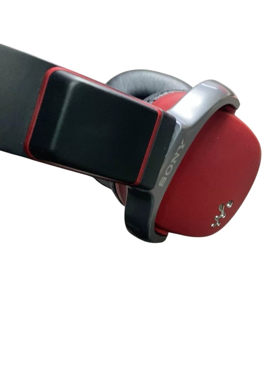 Buy Used Sony 3 in 1 Walkman MP3 Player Speakers Headphones NWZ