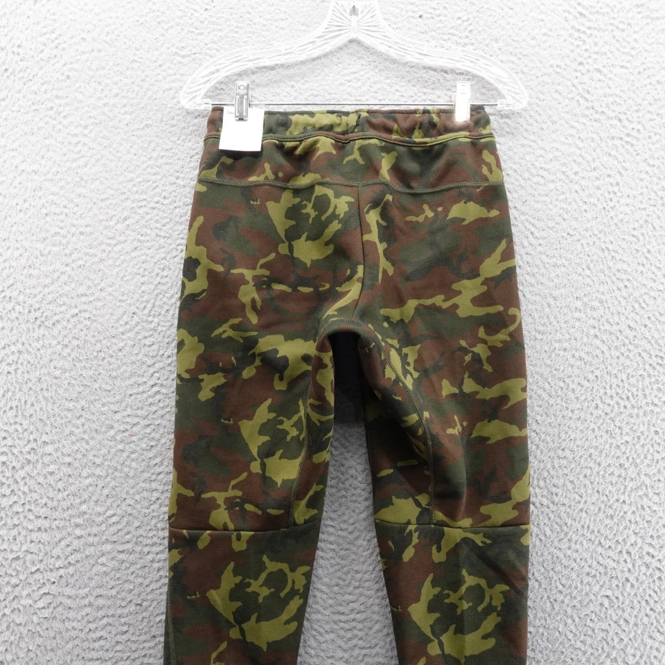 Calça de moletom Nike Tech Fleece masculina camuflada verde média marrom nova com etiquetas - Imagem 4 de 4