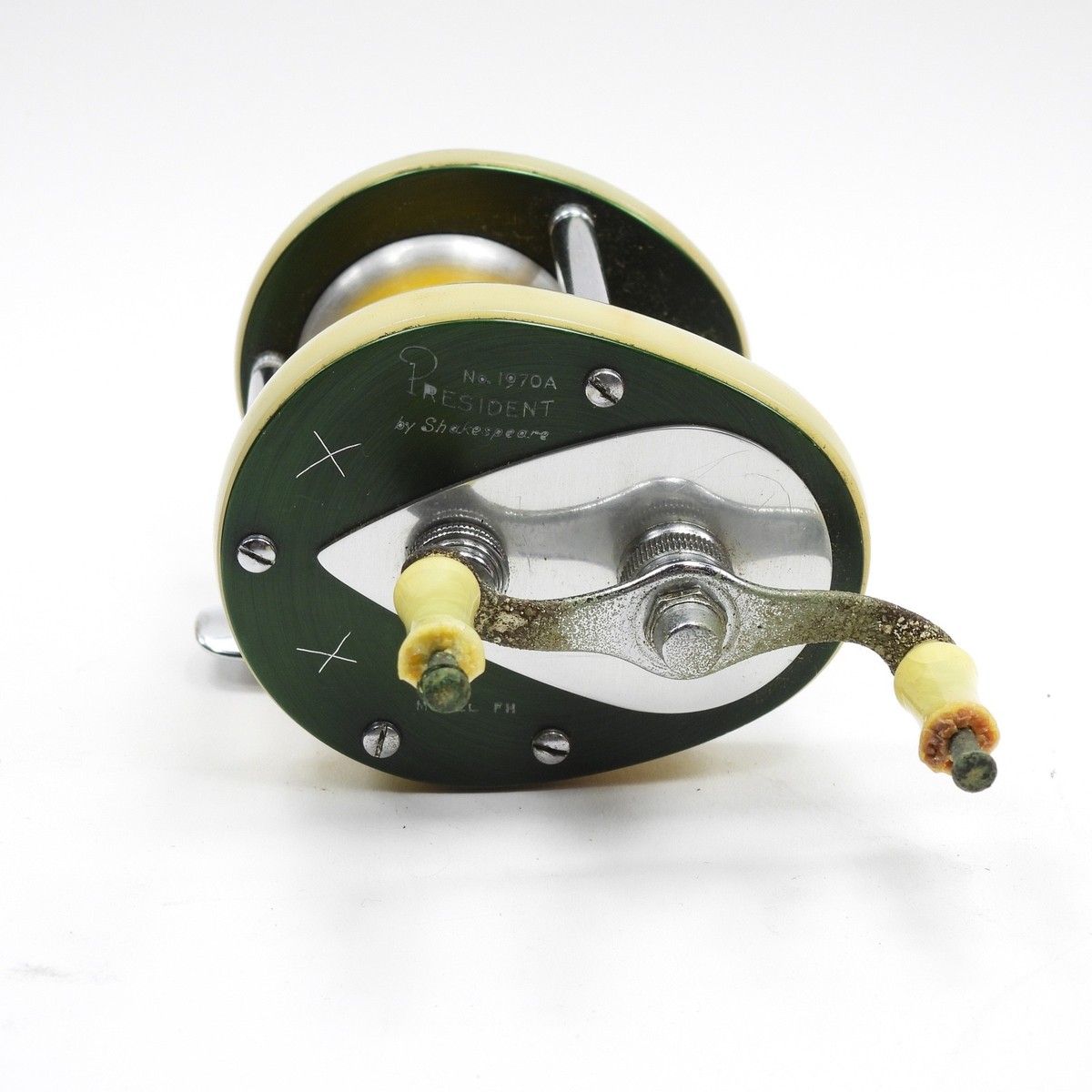 Vintage Shakespeare President 1970A Fishing Reel. W/ Box. See