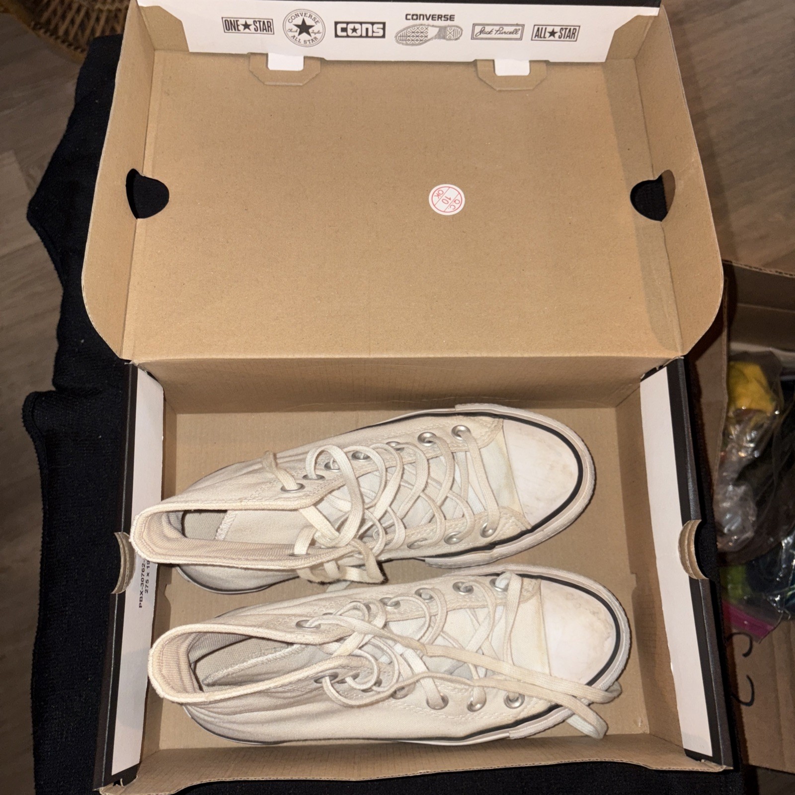 Converse Women’s Size 5