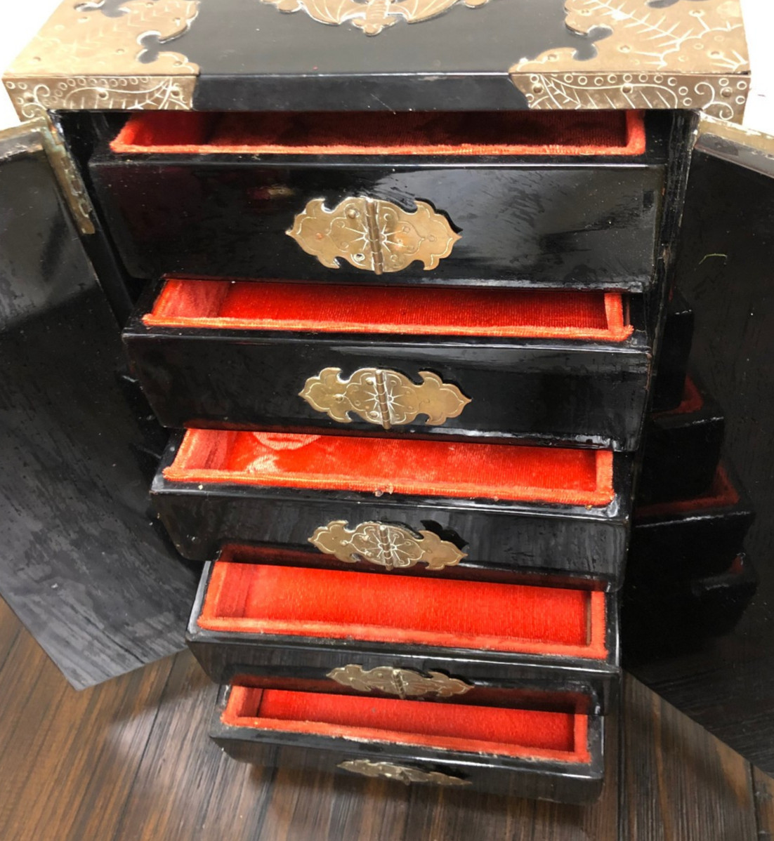 Vintage Asian/Vietnam Wood w/Black Laquer/Brass/Painted Fish/Jewelry Cabinet/Box
