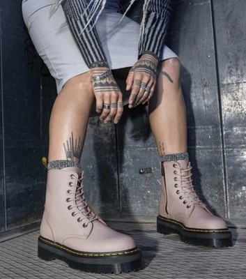 Dr Martens Jadon III 8-Eye Side Zip Platform Boots-LEATHER Taupe Pisa-SZ 7