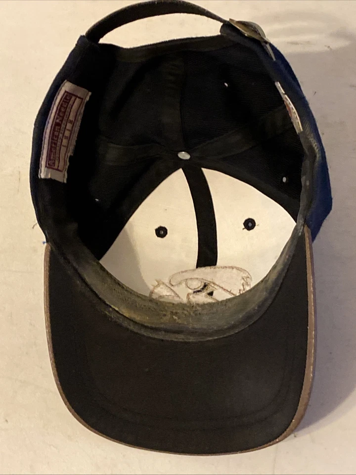 TAMPA DE ALÇA DE COURO VINTAGE AMERICANA AGULHA IOWA HAWKEYES - Imagem 3 de 3