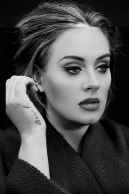 Adele Distracted With Half Open Moutth 4x6 Photo Print
