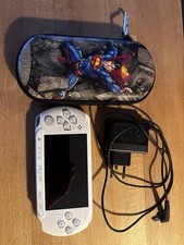 Sony PSP White Handheld Console 1003 plus game and genuine Sony charger Working 