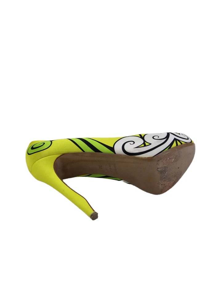 Zapatos de salón Nicholas Kirkwood para mujer con estampado abstracto de satén amarillo blanco 38 Foto 4 de 4