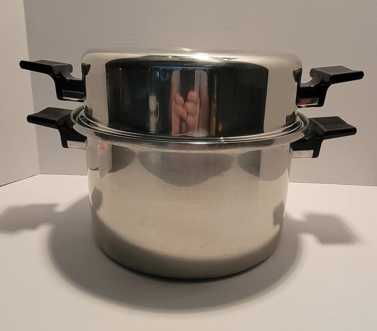 Royal Prestige 7 Ply SS Titanium Silver Alloy Copper 8 Qt Stock Pot with Lid