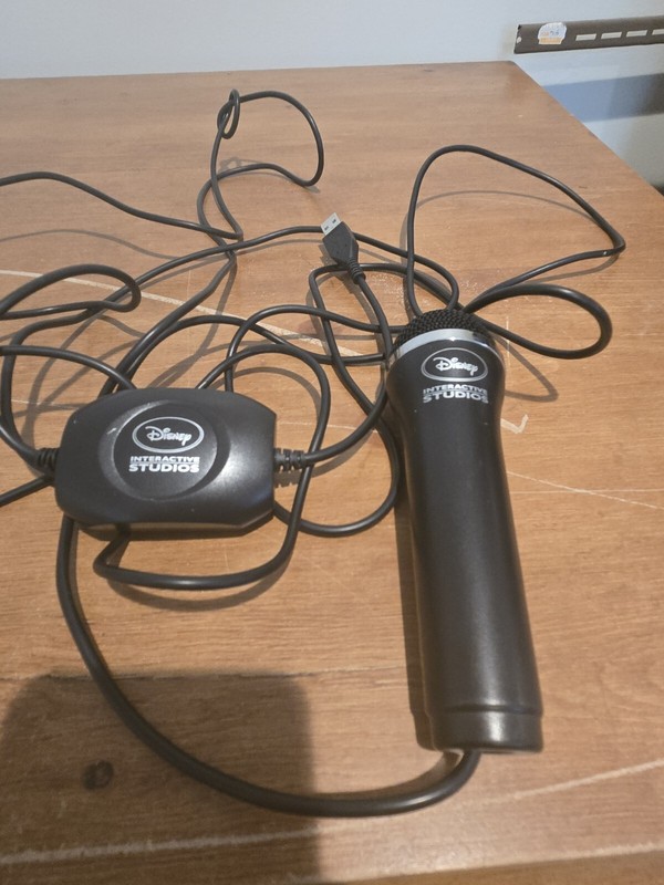 Disney Interactive Studios Microphone for Wii Logitech- Untested