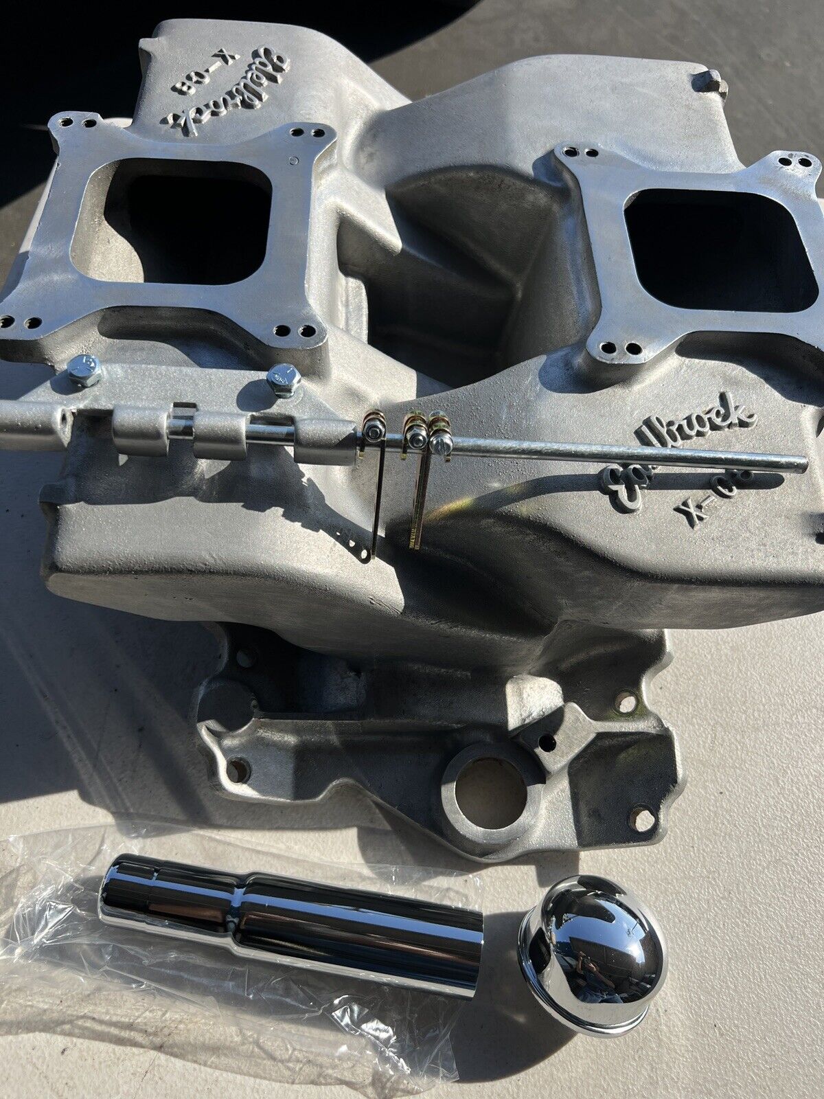 Picture 1 of 8