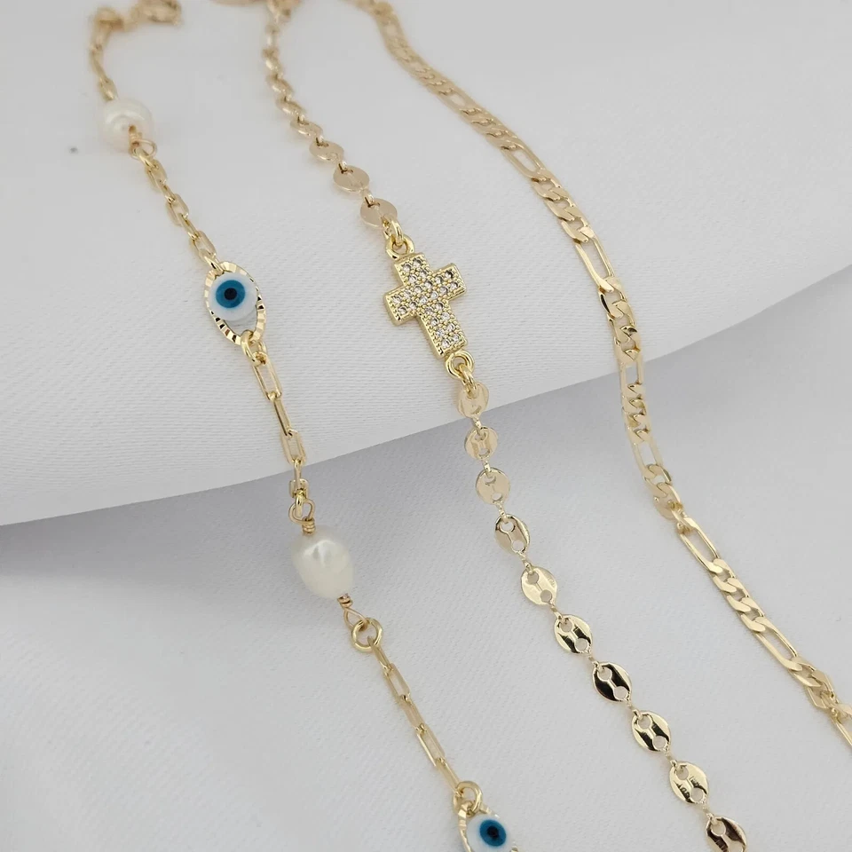 Juego de 3 Brazaletes Cruz Mínima Perla Mal de Ojo Relleno Oro 18k Foto 2 de 4