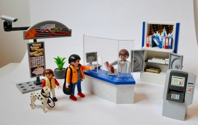 playmobil safe combination