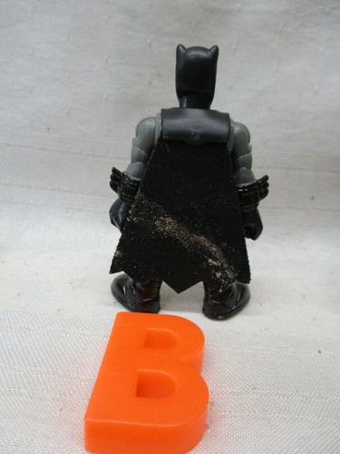 Fisher Price Imaginext Super Friends Batman Black Helmet Gray Body Pick One Toy - Picture 8 of 37