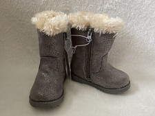 Cat  Jack Toddler Girls Winter Boots Sz 5 Karley Faux Fur Shimmer Gray