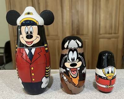 Disney Cruise Line DCL 2010 Wooden Nesting Dolls Mickey Mouse Goofy Pluto Europe