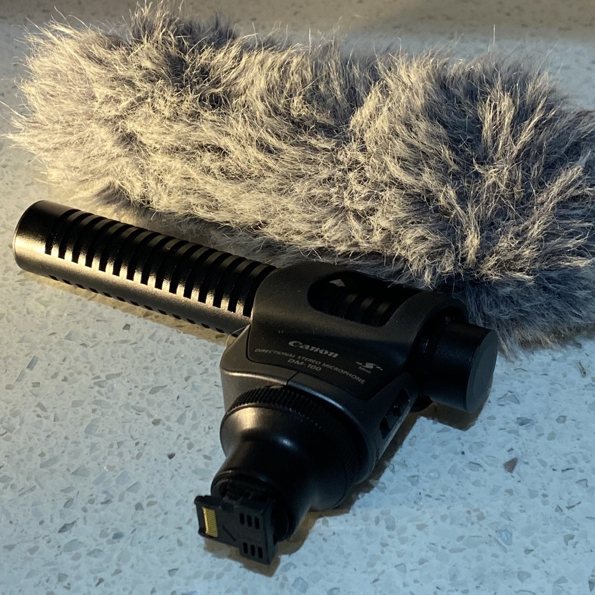 Canon DM-100 Directional Stereo Microphone Mini Advanced Shoe