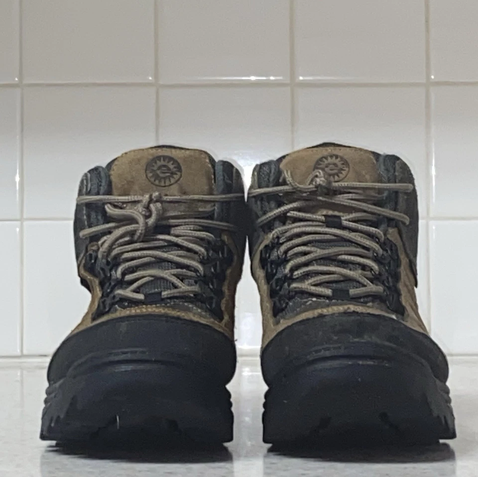 Botas de Senderismo Earth Shoe PARA HOMBRES Impermeables Talla 8.5 Cuero Foto 4 de 4