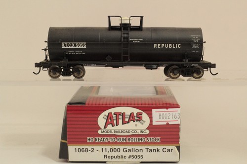 Coche cisterna Atlas escala HO Republic RCTX #5055 11K galones | Condition: Used