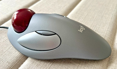 Logitech T-BC21  Trackball Ergonomic USB Mouse Marble Ball - TESTED and WORKING