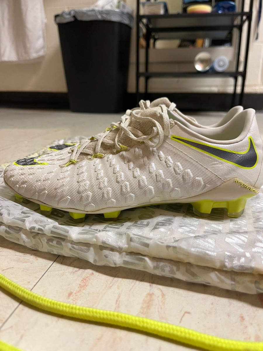 シューズ NIKE PhantomVenom Elite AG-PRO ca858cc5bca3.jpg?width=3840&
