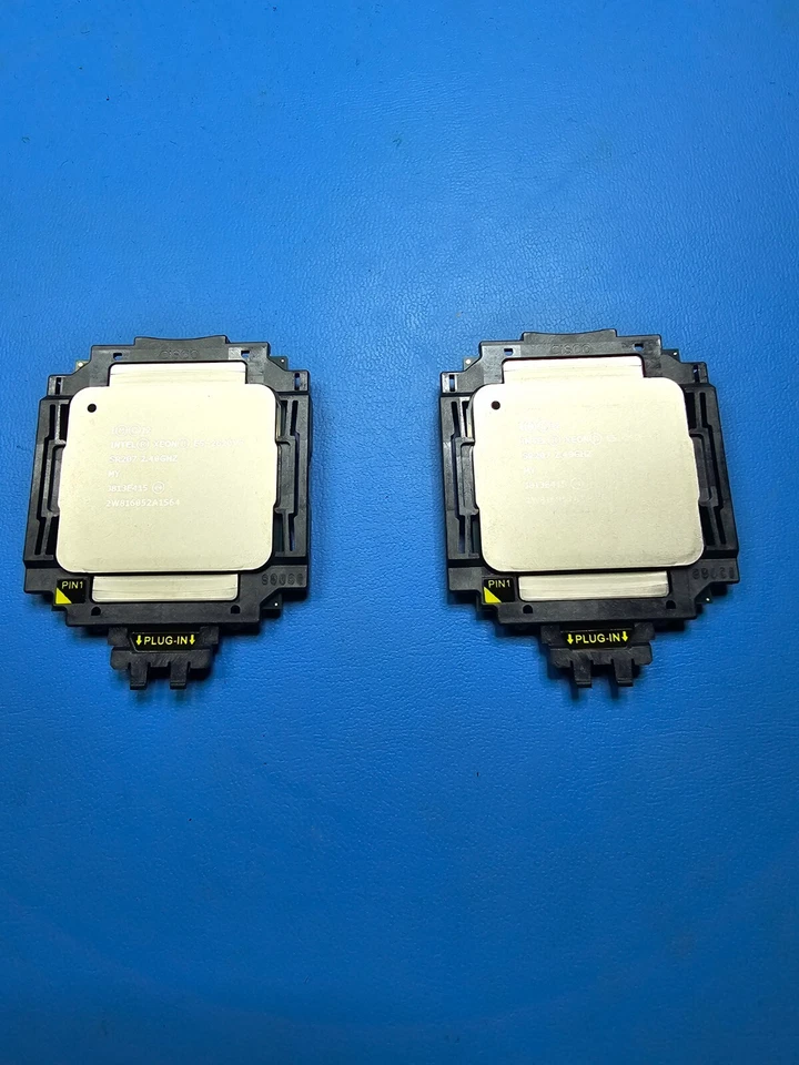 Intel  SR207 Xeon Processor E5-2620 v3 15M Cache NEW J813E415 - Image 4 of 4