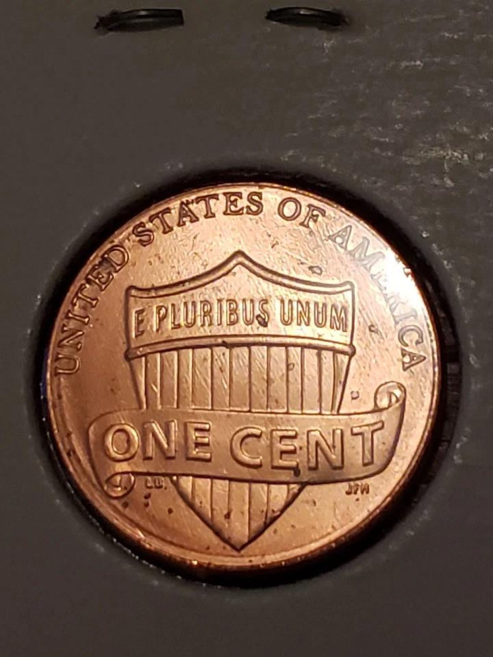 Lincoln Shield Cent Mint Error 2013 D Double and the 3D Rare Lincoln Penny - Image 2 of 4