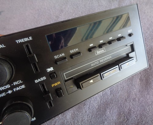 REFURBISHED Genuine GM 88-96 Models Delco Cassette AM FM Stereo Radio w VIDEO - Picture 17 of 21