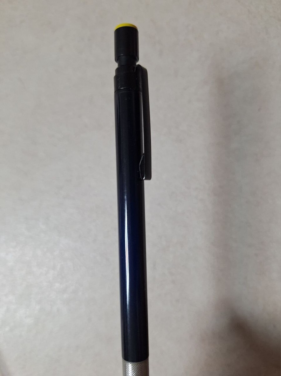 三菱鉛筆　Hi-uni3-3050 青カーボン　0.3 三菱鉛筆 Hi-uni3-3050 青カーボン 0.3 Mint Mitsubishi hi-Uni