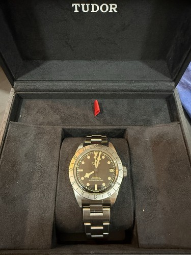 Tudor Black Bay Pro 39mm Hybrid Strap and Bracelet 79470 Pre-Owned 2022 Card Box