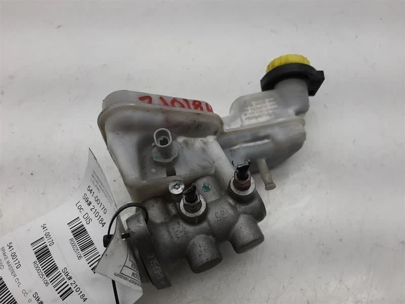 2007 2017 JEEP COMPASS Brake Master Cylinder Classic Style 05175093AA - Image 2 of 4