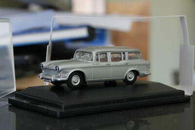Humber Super Snipe Estate Silver Oxford 1/76 Scale Diecast 00 Gauge 76SS002