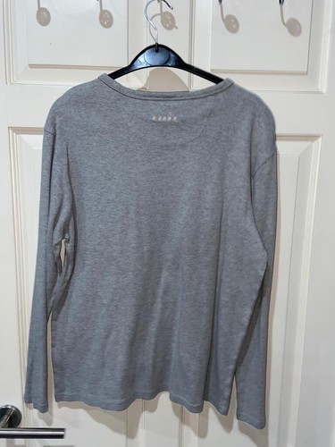 Girls long sleeve Yumi Grey Top , front embellishments, size Medium, see label - Picture 3 of 5