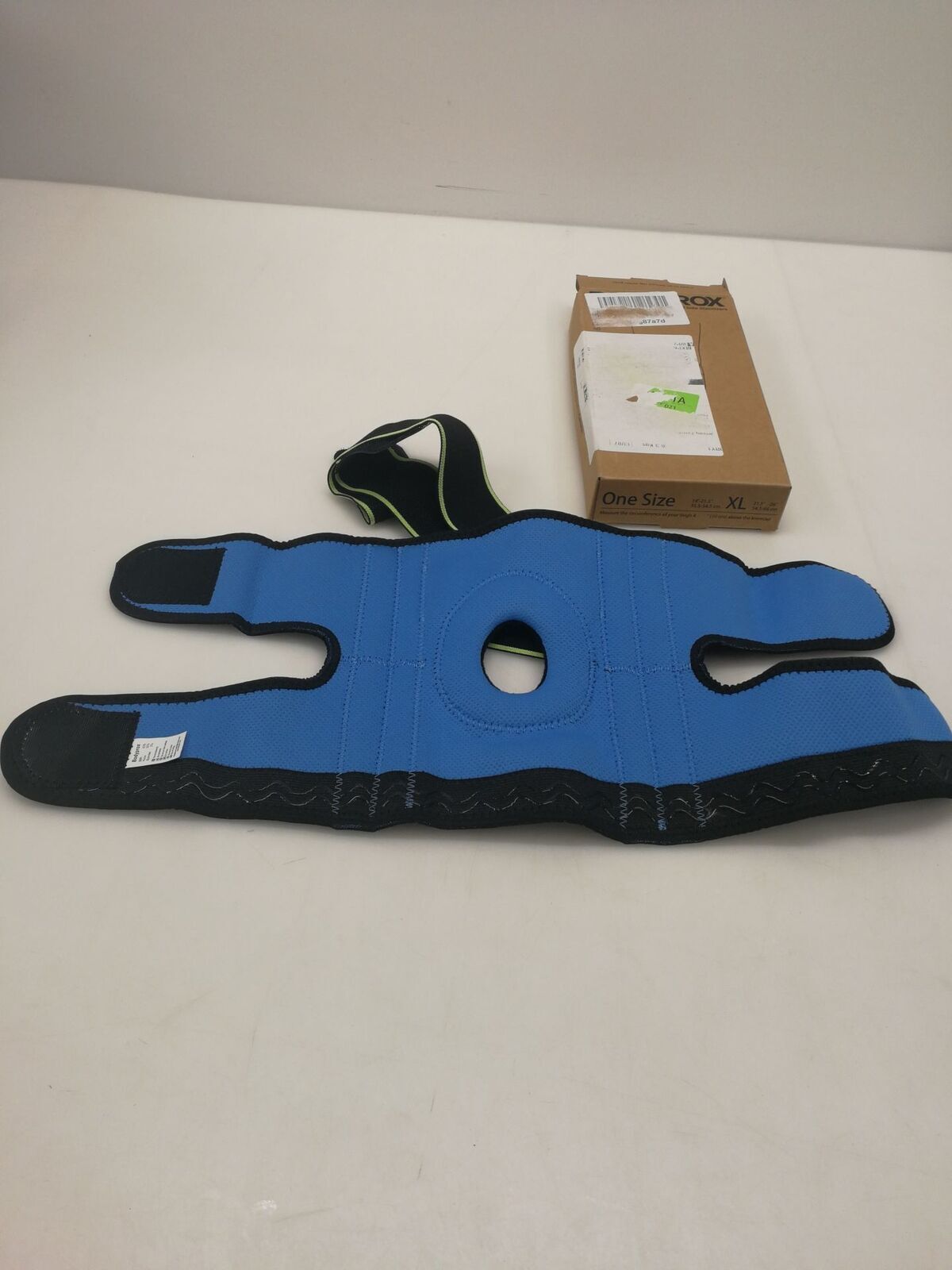 Ginocchiera Bodyprox con stabilizzatori e cuscinetti in gel in neoprene...