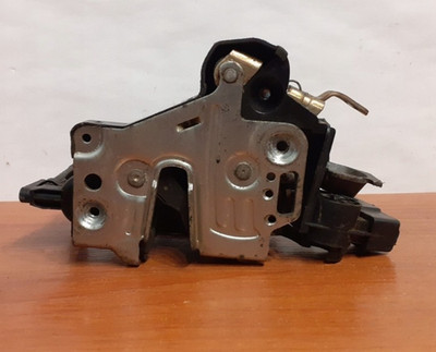 98-2002 Mercedes-Benz W210 W202 DOOR LATCH LOCK E300 E430 C280 C230 E320 E55 C43
