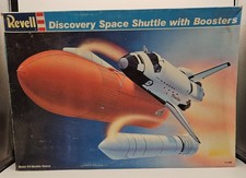 1988 Revell Discovery Space Shuttle With Boosters Model INCOMPLETE FOR PARTS