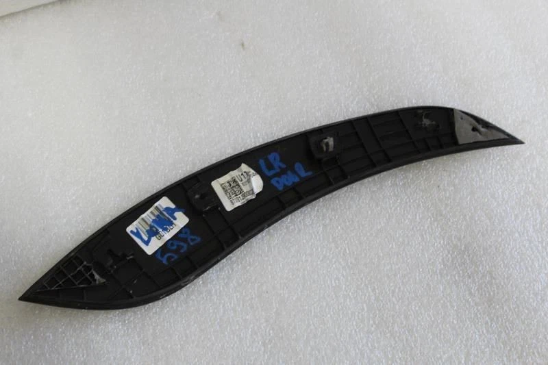 2018 2019 2020 2021 2022 HYUNDAI KONA LEFT REAR DOOR UPPER MOLDING TRIM - Image 3 of 4