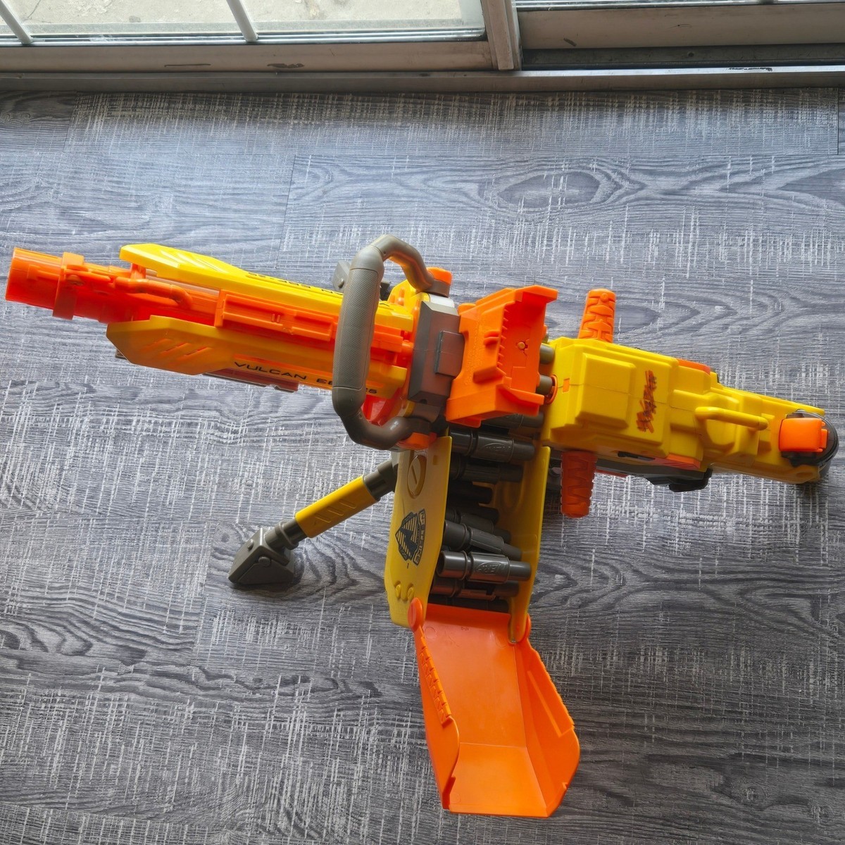 Nerf N-Strike Vulcan EBF-25 Blaster Yellow Tripod Ammo Box Belt