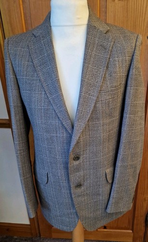 Magee, Magee Vintage Brown MixJacket Size 38S Pure Wool.