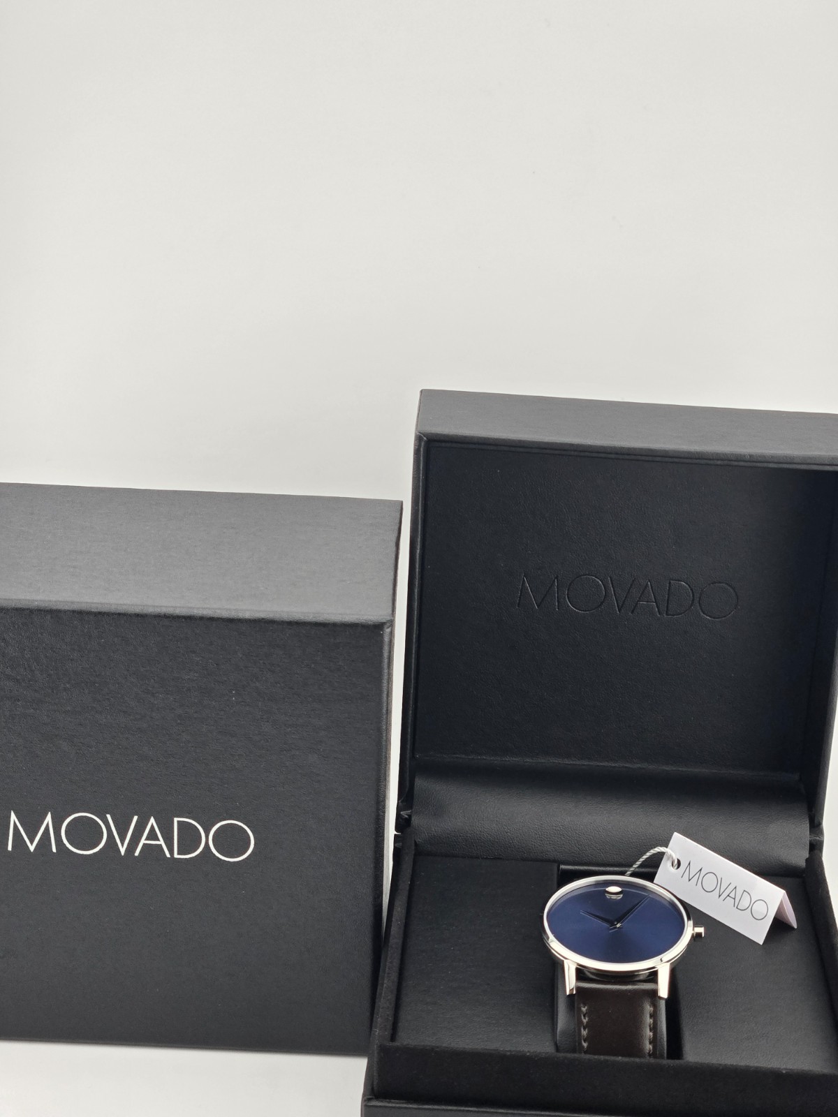 $595 MSRP | Movado Museum Classic Men's  Blue Dial Leather Band Watch - 0607851